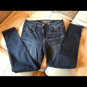 BOGO 50% American Eagle 🦅Hi-Rise Jegging, Size 8